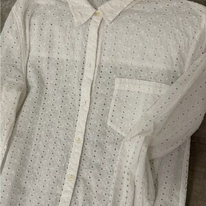 GAP White Eyelet Casual Button Down Shirt